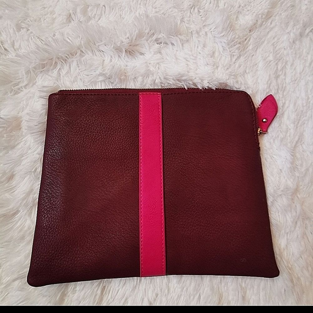 Leather  organizer